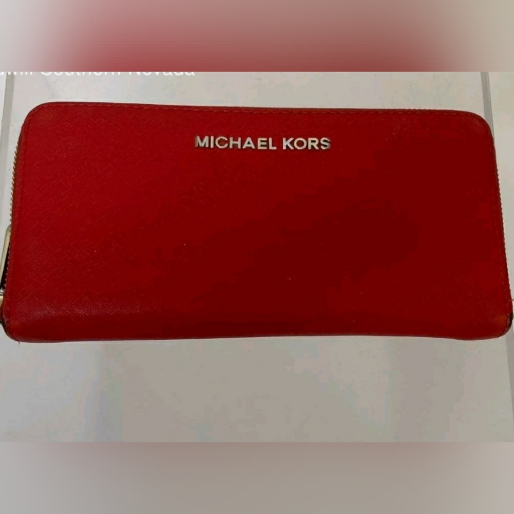 Michael Kors MK Designer Red Wallet Continental Clutch Accordion